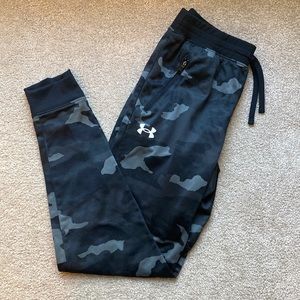 Boys Under Armour joggers